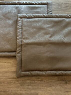 24x25" CUSTOM Made Chocolate
Zipper Pillow Shams